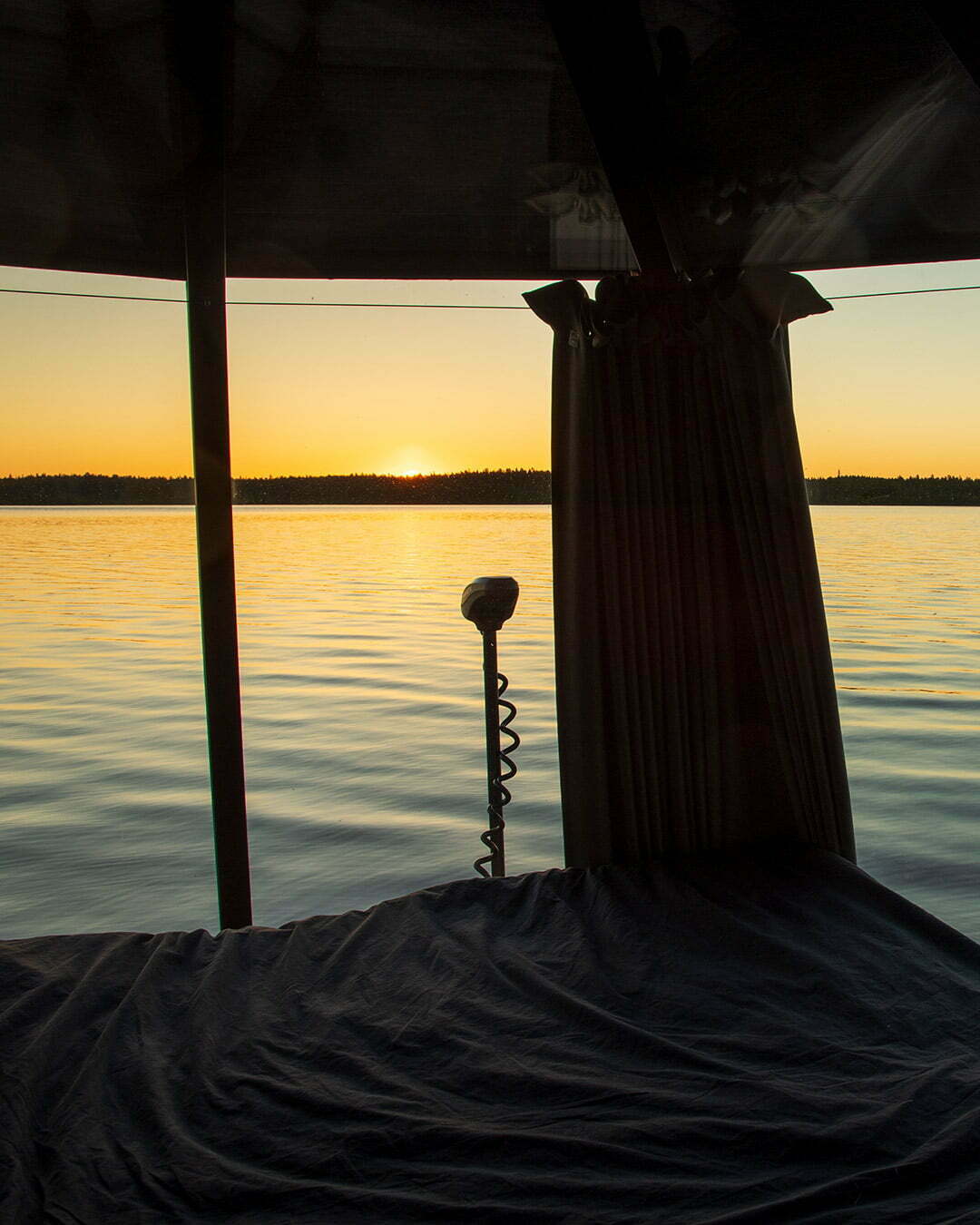 Midnightsun boat midnattssol Luleälven Jokkmokk