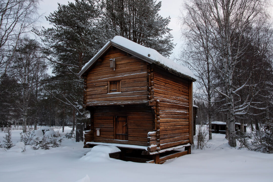 Gammelstad Kyrkstad Hägnan Timrad byggnad Aitta Vinter