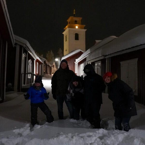 Gammelstad Kyrkstad Kyrka Guidad tur Familjeporträtt