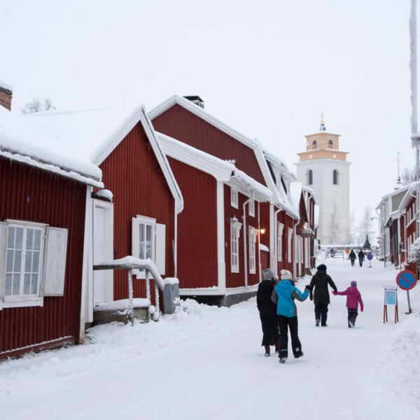 Gammelstad Kyrkstad Vandra med familj