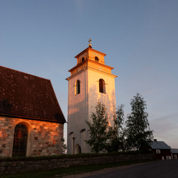 Gammelstad Kyrktorn Midnattsljus