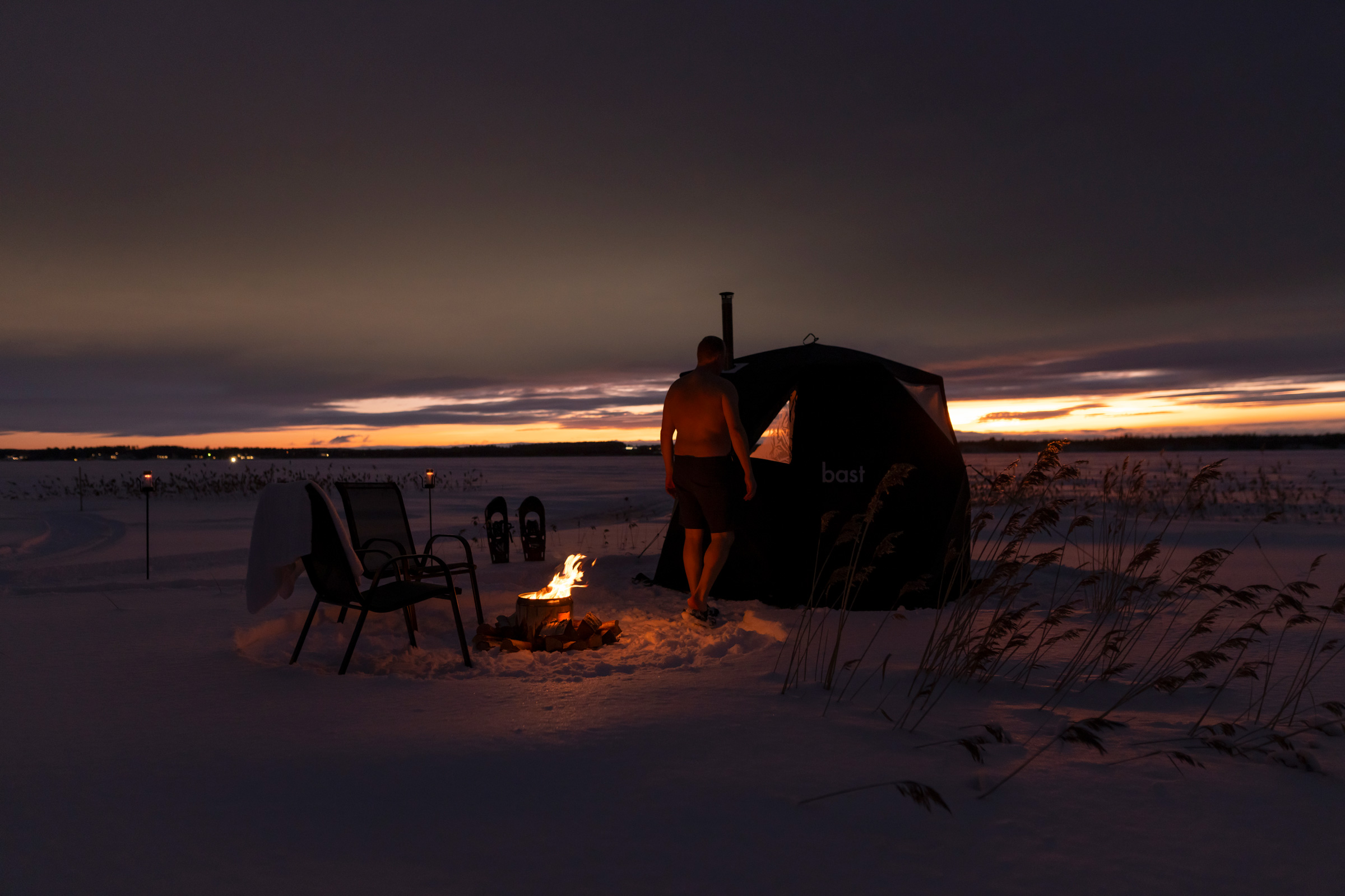 bast sauna bastutält vintersolnedgång
